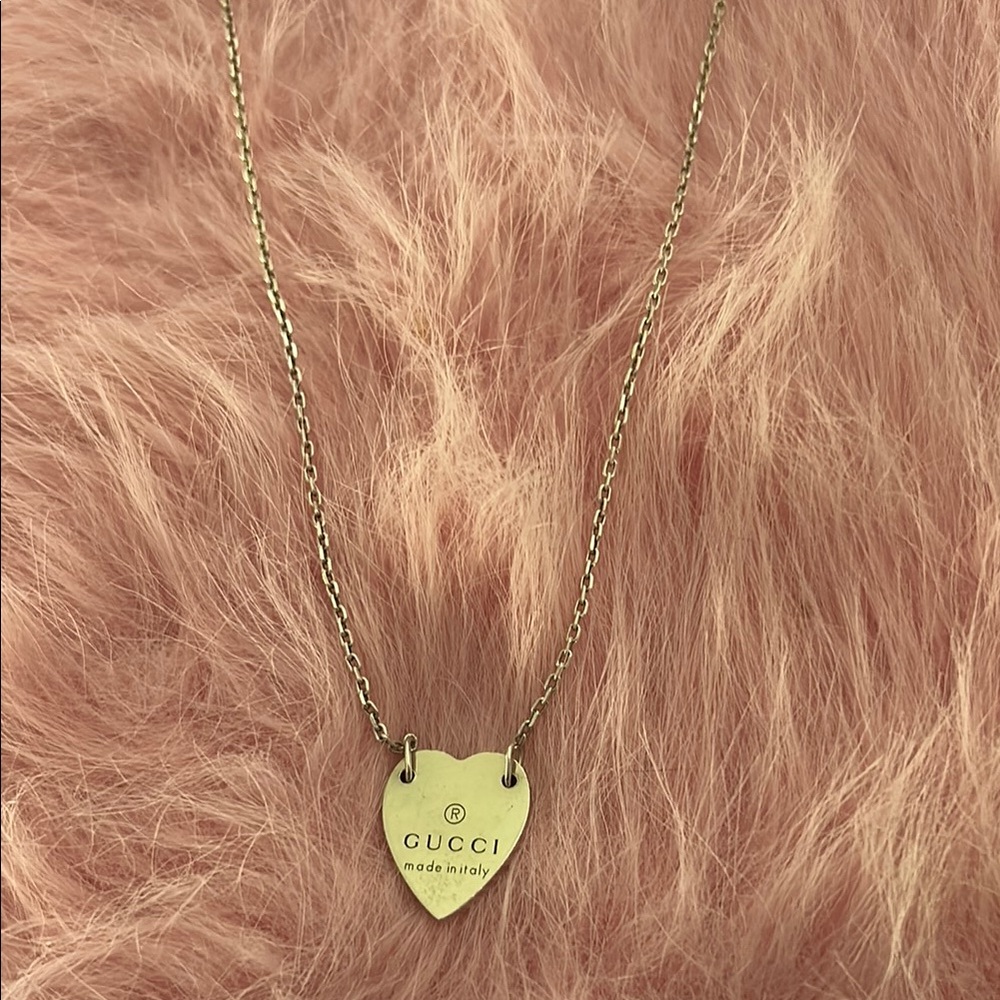 Gucci silver Necklace with Heart Pendant